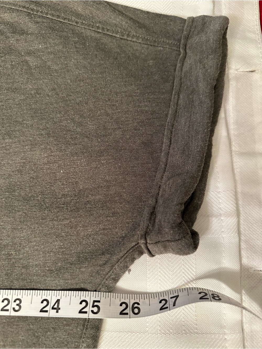 🖤🤍 Bundle of 2: Relaxed Short-Sleeve Tops Size XXL - Picture 10 of 13